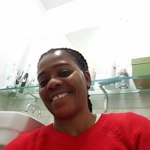 Meet your Posher, Lilia